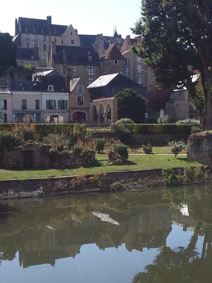 Petite Maison Romantique Au Calme, Coeur Historique Plantagenet, Vue Ville Le Mans Bagian luar foto