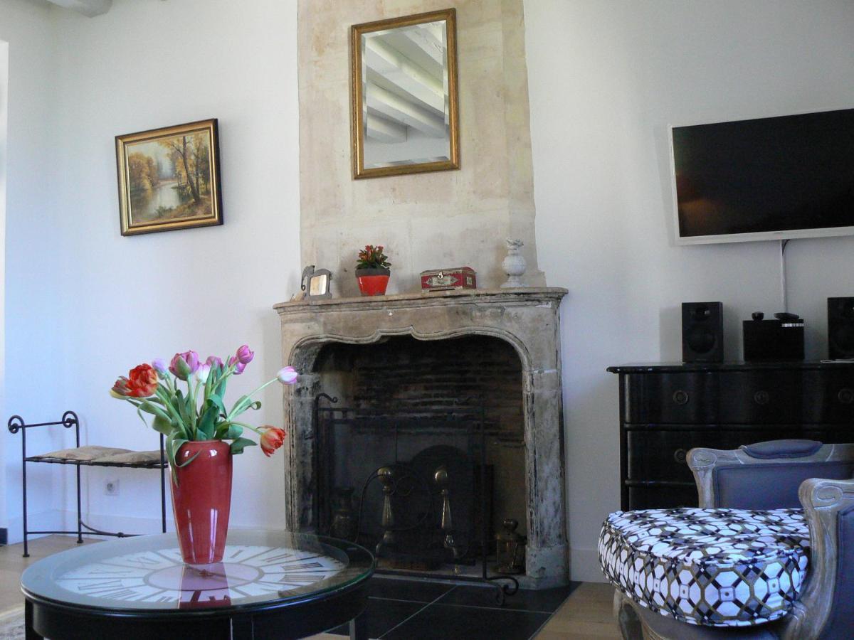 Petite Maison Romantique Au Calme, Coeur Historique Plantagenet, Vue Ville Le Mans Bagian luar foto